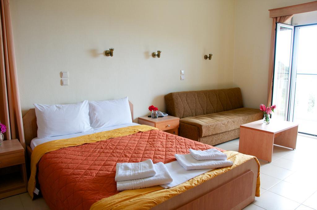 Virgin Mary Apartment Rodakino Exterior photo
